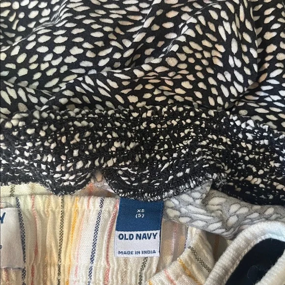 Old Navy  Shorts Set &  soft leggings 5T - Picture 3 of 6